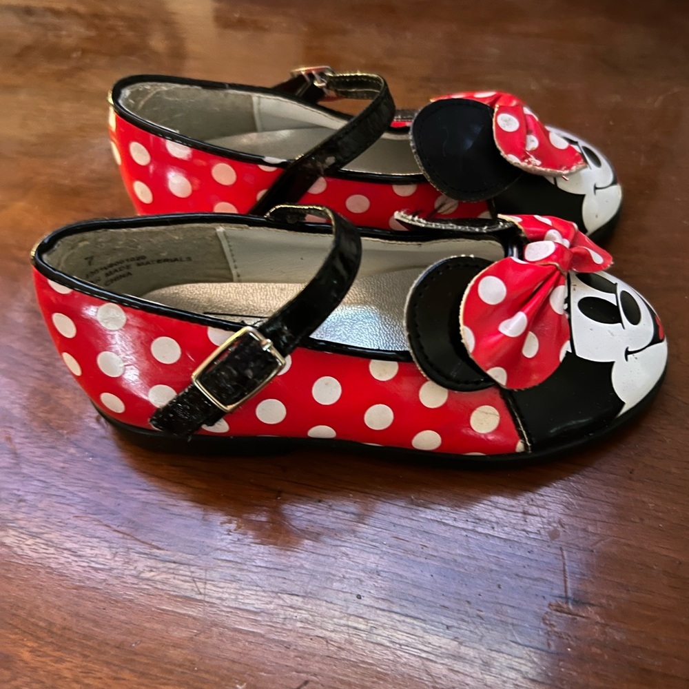 Disney Minnie Mouse patent leather Mary Jane style little girls shoes sz 7